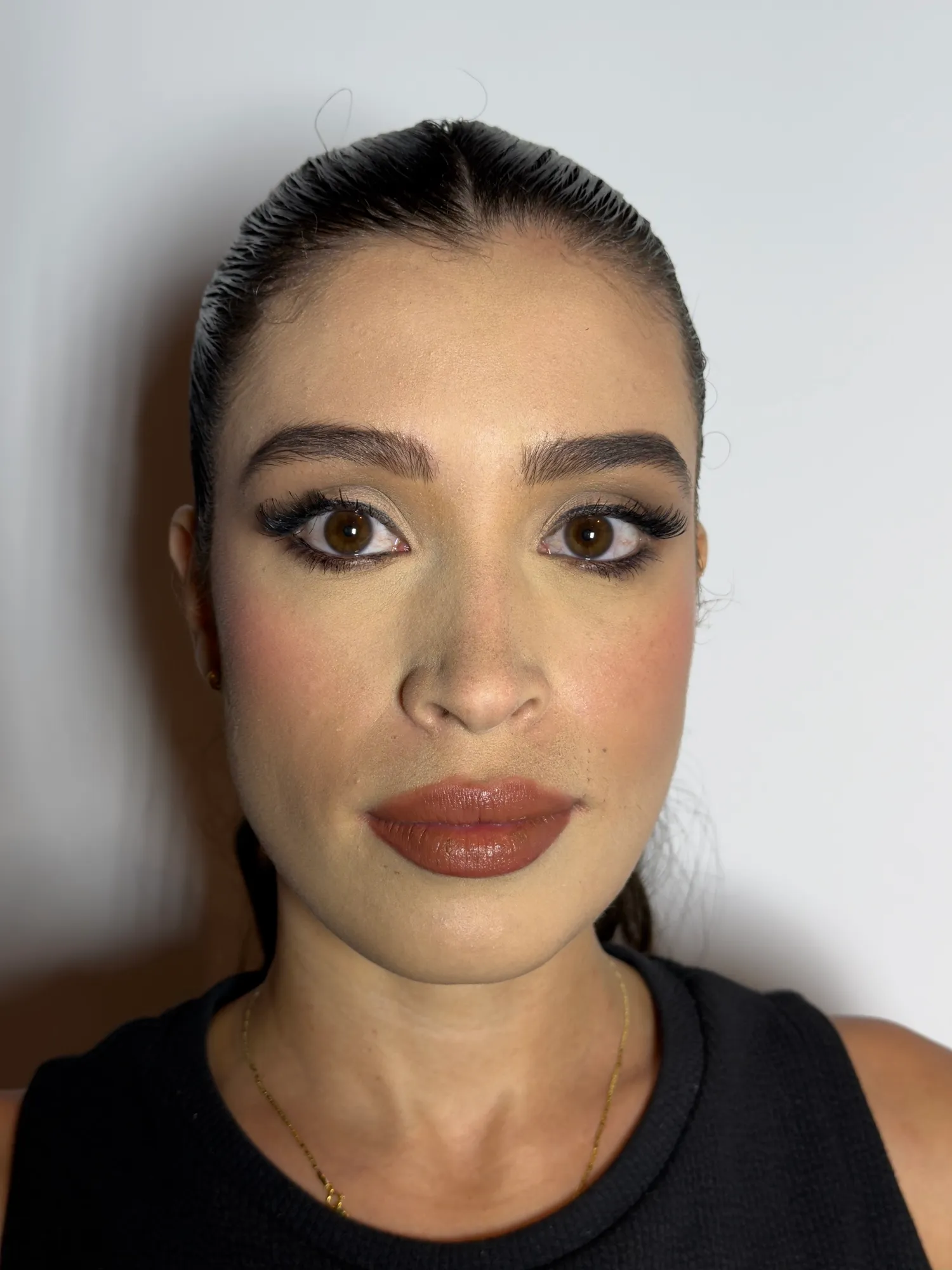 Maquillaje social realizado por Sara